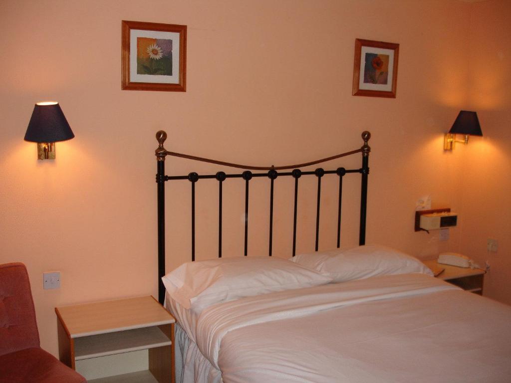 The Four Alls Inn Market Drayton Ruang foto